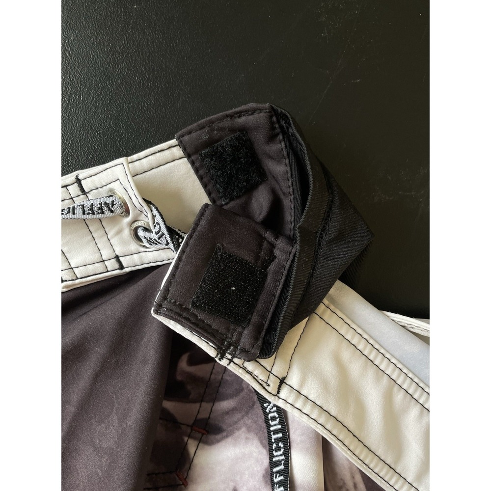 Affliction Board Shorts Mens 34 Brown Swim Trunks Gothic Skull Crosses MMA Y2K - Picture 16 of 16